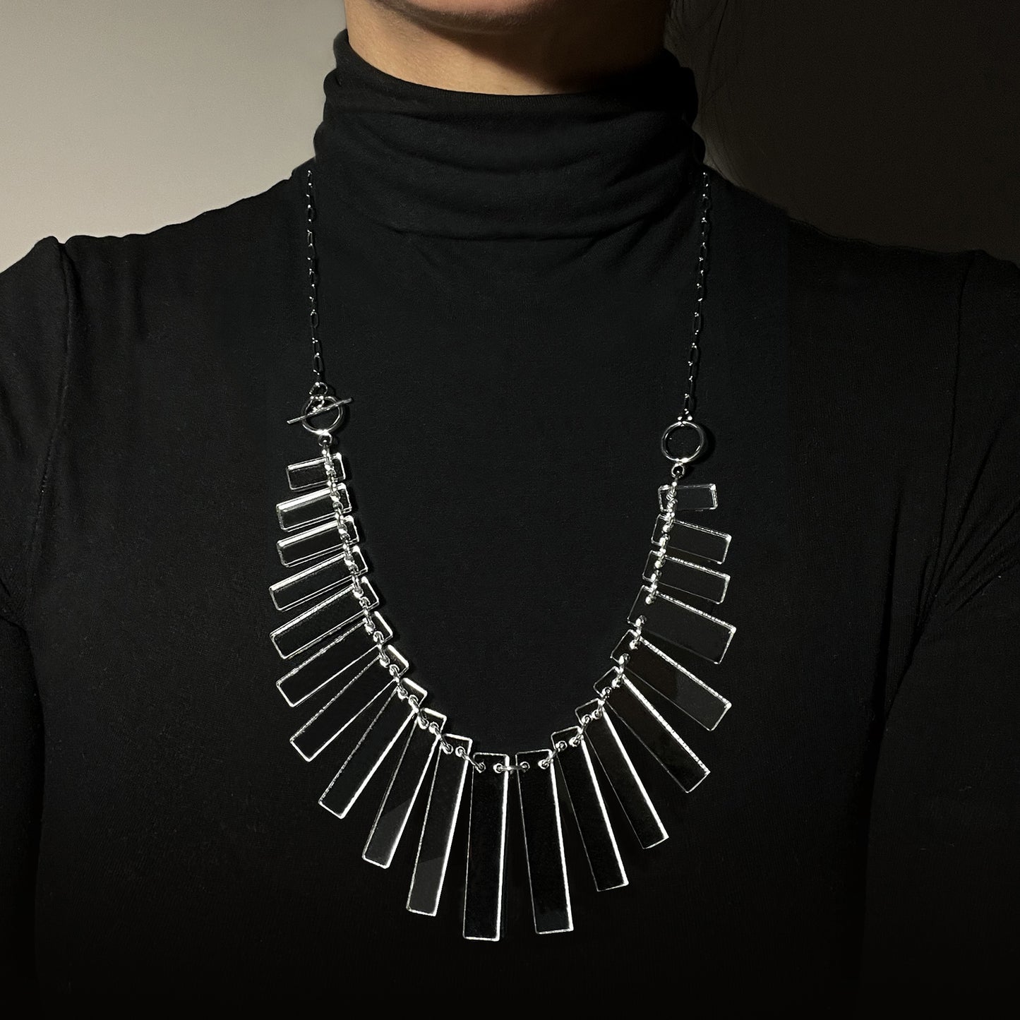 Zavaj Necklace 02