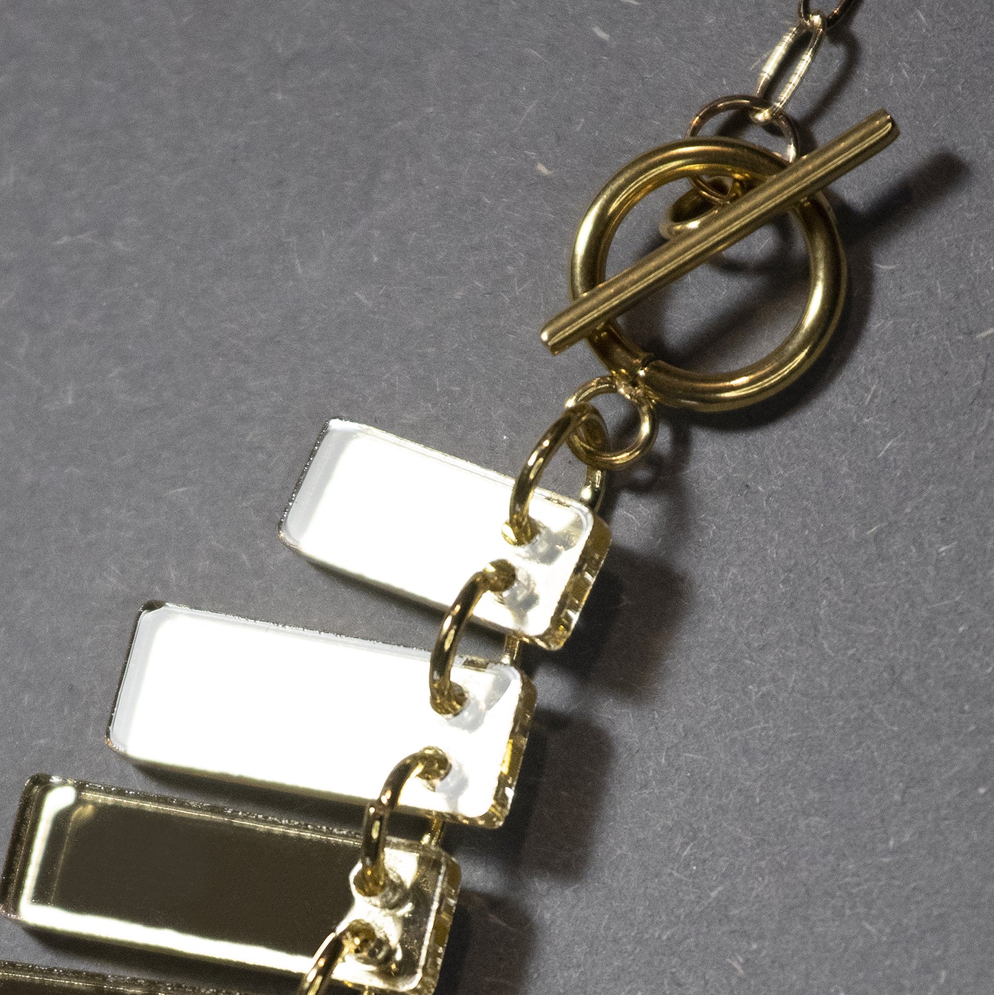Zavaj Necklace 02