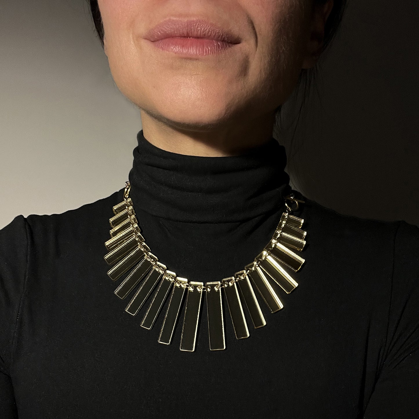Zavaj Necklace 02