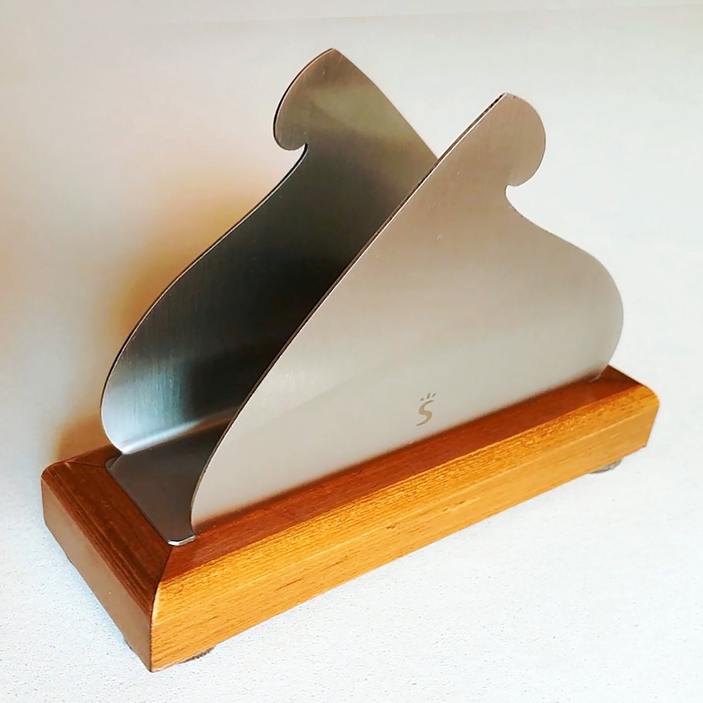 Pyxis Auris Napkin Holder