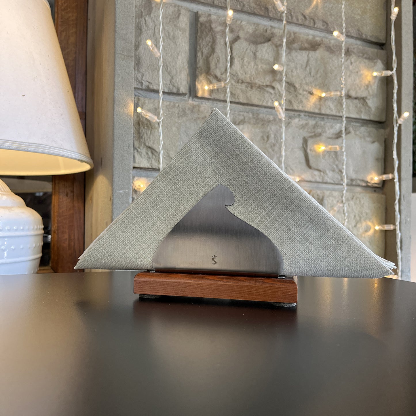 Pyxis Auris Napkin Holder